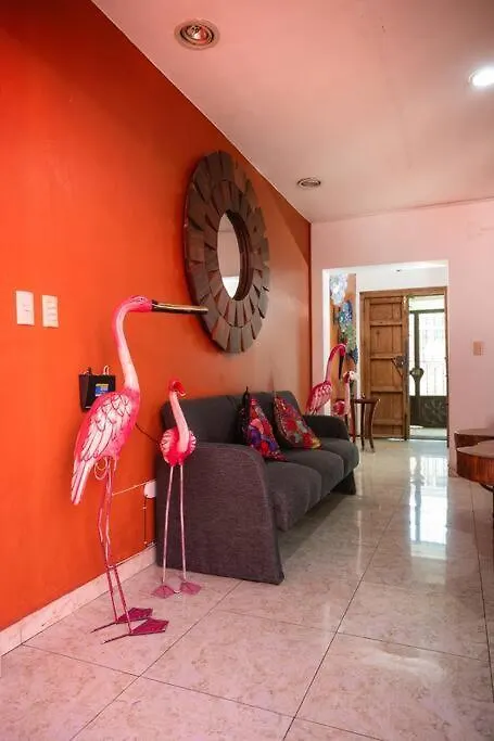 Casa Flamingos En El Centro De Tlaquepaque Villa Guadalajara Nyaraló